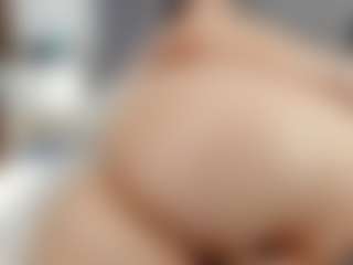 Laurel's Live Sex Cam Show