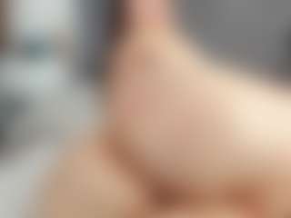 Laurel's Live Sex Cam Show