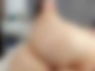 Laurel's Live Sex Cam Show