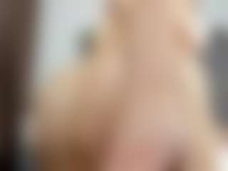 Laurel's Live Sex Cam Show