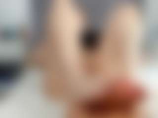 Laurel's Live Sex Cam Show