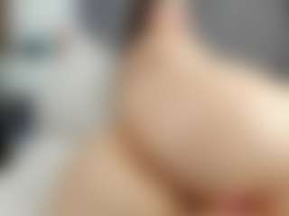 Laurel's Live Sex Cam Show