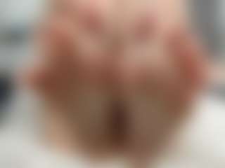 Laurel's Live Sex Cam Show