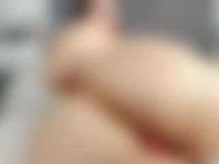 Laurel's Live Sex Cam Show