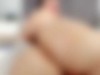 Laurel's Live Sex Cam Show