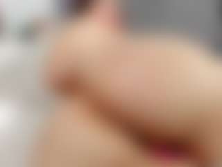 Laurel's Live Sex Cam Show