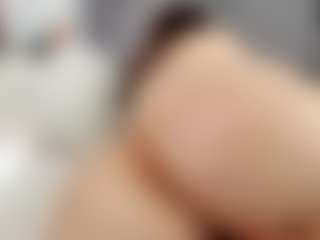 Laurel's Live Sex Cam Show
