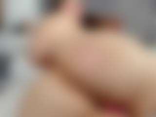 Laurel's Live Sex Cam Show