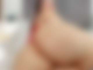 Laurel's Live Sex Cam Show