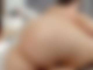 Laurel's Live Sex Cam Show