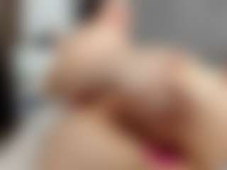Laurel's Live Sex Cam Show