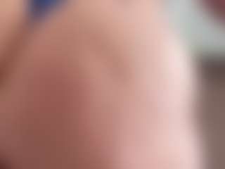 Laurel's Live Sex Cam Show