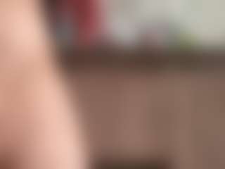 Laurel's Live Sex Cam Show