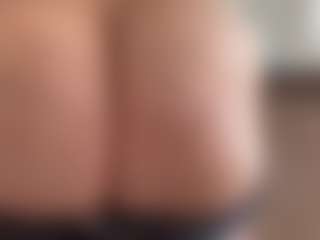 Laurel's Live Sex Cam Show