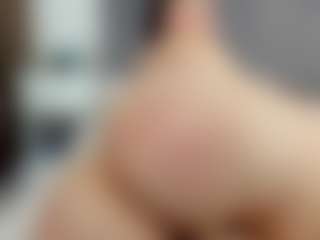 Laurel's Live Sex Cam Show