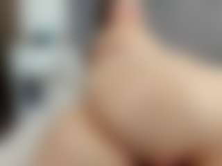 Laurel's Live Sex Cam Show