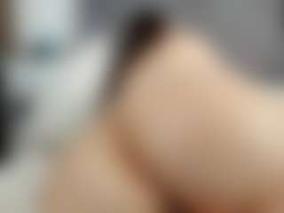 Laurel's Live Sex Cam Show