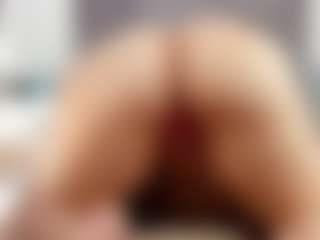 Laurel's Live Sex Cam Show