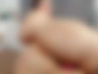 Laurel's Live Sex Cam Show