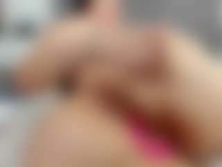 Laurel's Live Sex Cam Show