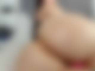 Laurel's Live Sex Cam Show