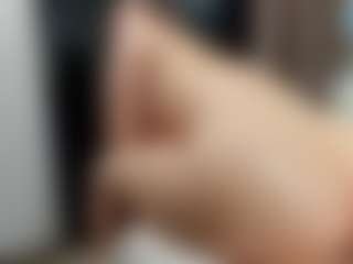 Live cam show with Laurel - Fetish MILF on infinitiblacc.com