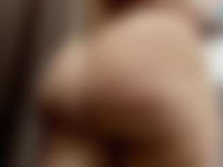 Laurel's Live Sex Cam Show