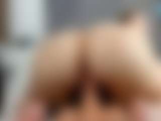 Laurel's Live Sex Cam Show