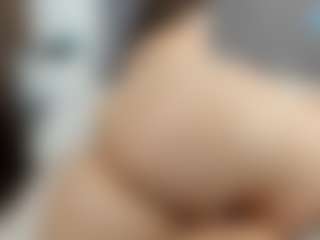Laurel's Live Sex Cam Show
