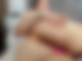 Laurel's Live Sex Cam Show