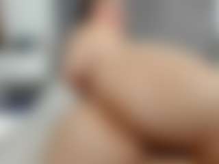Laurel's Live Sex Cam Show