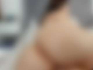 Laurel's Live Sex Cam Show