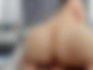 Laurel's Live Sex Cam Show