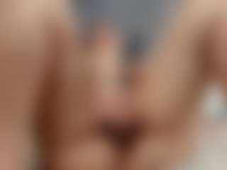 Laurel's Live Sex Cam Show
