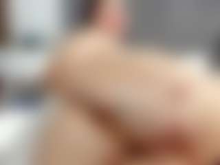 Live cam show with Laurel - Hairy Pussy Teen (18+) on Nude Chat * 1 On 1 Webcam Sex * Live Cam Show