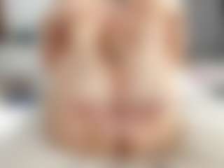 Laurel's Live Sex Cam Show