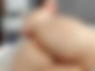 Laurel's Live Sex Cam Show