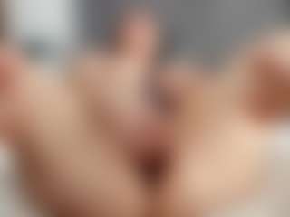 Laurel's Live Sex Cam Show