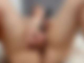 Laurel's Live Sex Cam Show