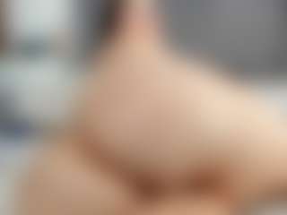 Laurel's Live Sex Cam Show