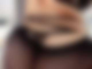 Laurel's Live Sex Cam Show