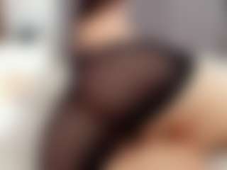 Laurel's Live Sex Cam Show