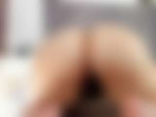 Laurel's Live Sex Cam Show