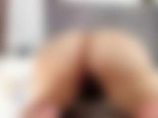 Laurel's Live Sex Cam Show