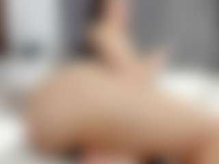 Laurel's Live Sex Cam Show