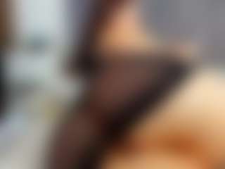 Live cam show with Laurel - Foot Fetish on Cam Slut