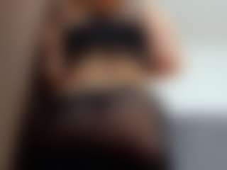 Laurel's Live Sex Cam Show