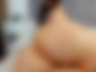 Laurel's Live Sex Cam Show