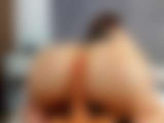 Laurel's Live Sex Cam Show