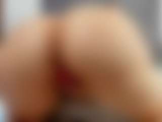 Laurel's Live Sex Cam Show